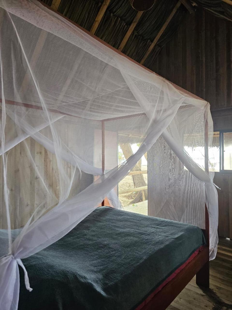 Ecolodge Playa Brava Teyumakke Calabazo  Екстериор снимка
